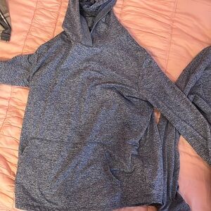 Athleta pullover